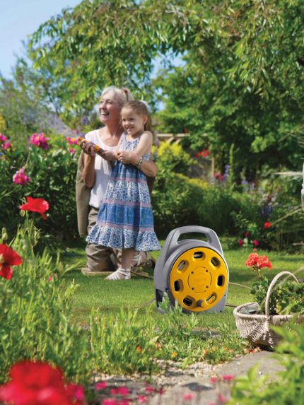 Hozelock 2382H 20 m Hortumlu Kapalı Hortum Toplama Sarma Makara Seti