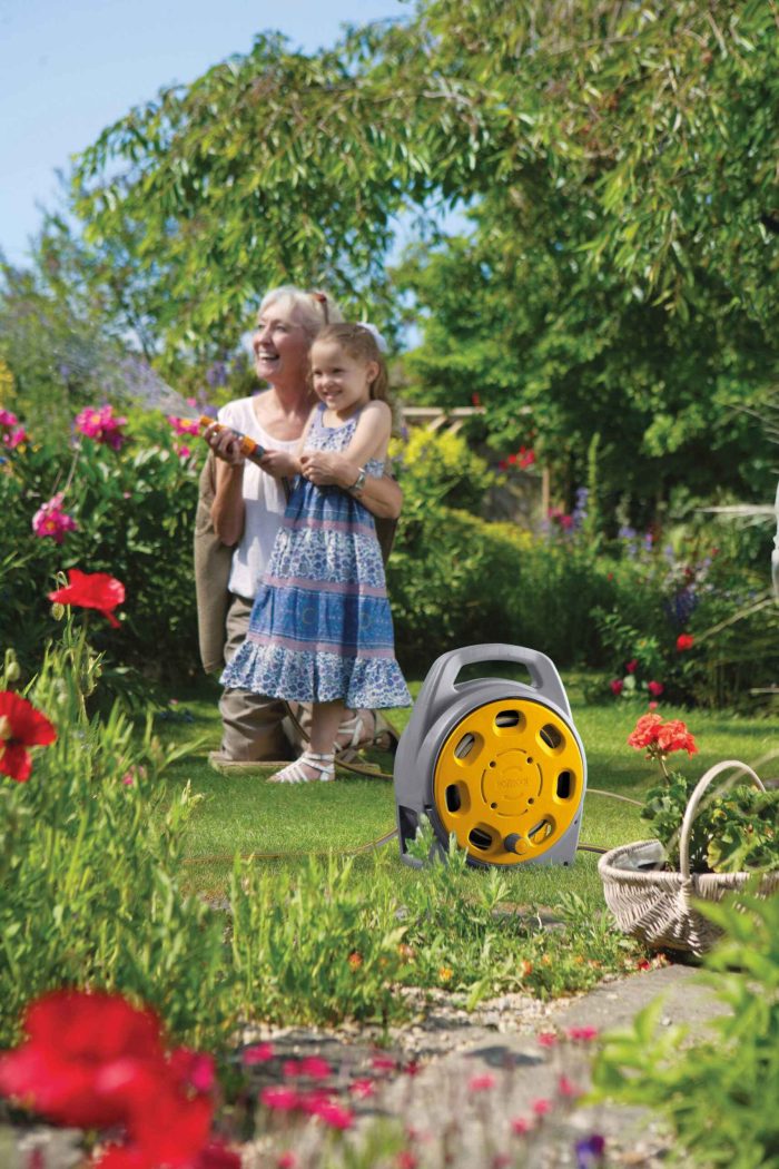 Hozelock 2382H 20 m Hortumlu Kapalı Hortum Toplama Sarma Makara Seti